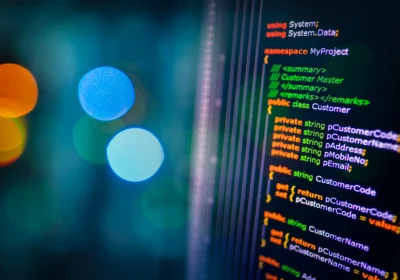 Melhores IDEs Online de 2025: Do VS Code na Nuvem ao Zed